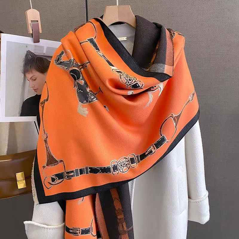 Cashmere Scarf - レトロライダー馬模造カシミヤスカーフユニセックス両面厚みのある防風ネックウォーマー男性と女性のためのスタイリッシュなアクセサリー
