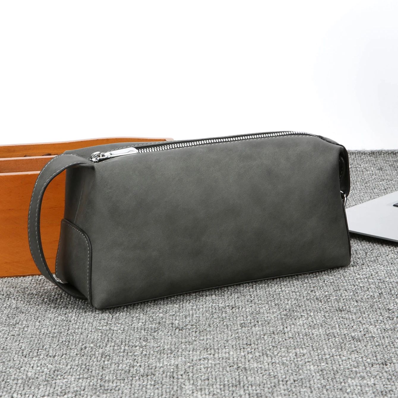 Travel Luggage Set - メンズPUレザー製トイレタリーバッグ、大容量トラベルドップキット（ダブルジッパー付き）、日常使いのためのポータブルシェービングポーチ