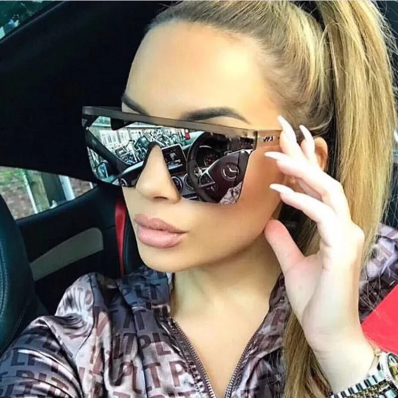 ヴィンテージ風スクエア型サングラス、レトロブランド、ミラーレ - Designer Sunglasses のレビューと価格