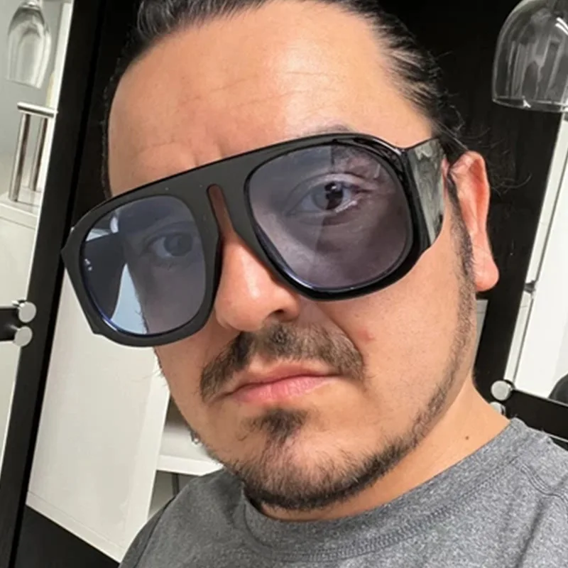 ヴィンテージ風の高級ブランド製サングラス。オーバーサイズのパ - Designer Sunglasses のレビューと価格