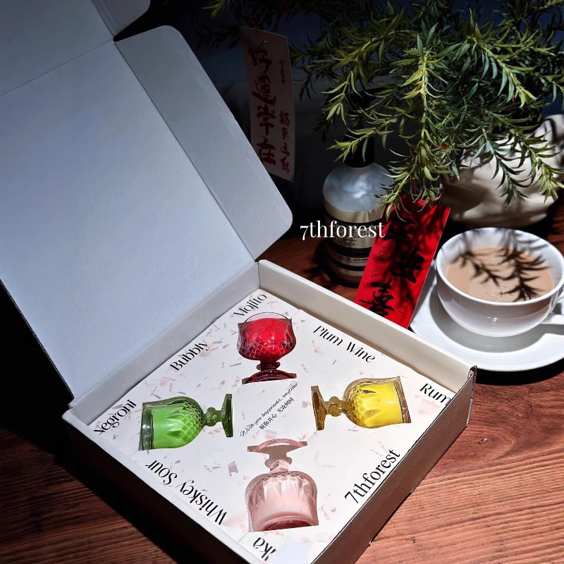 香り付きキャンドルギフトセット ワイングラス型 4種の香り  - Luxury Gift Set のレビューと価格